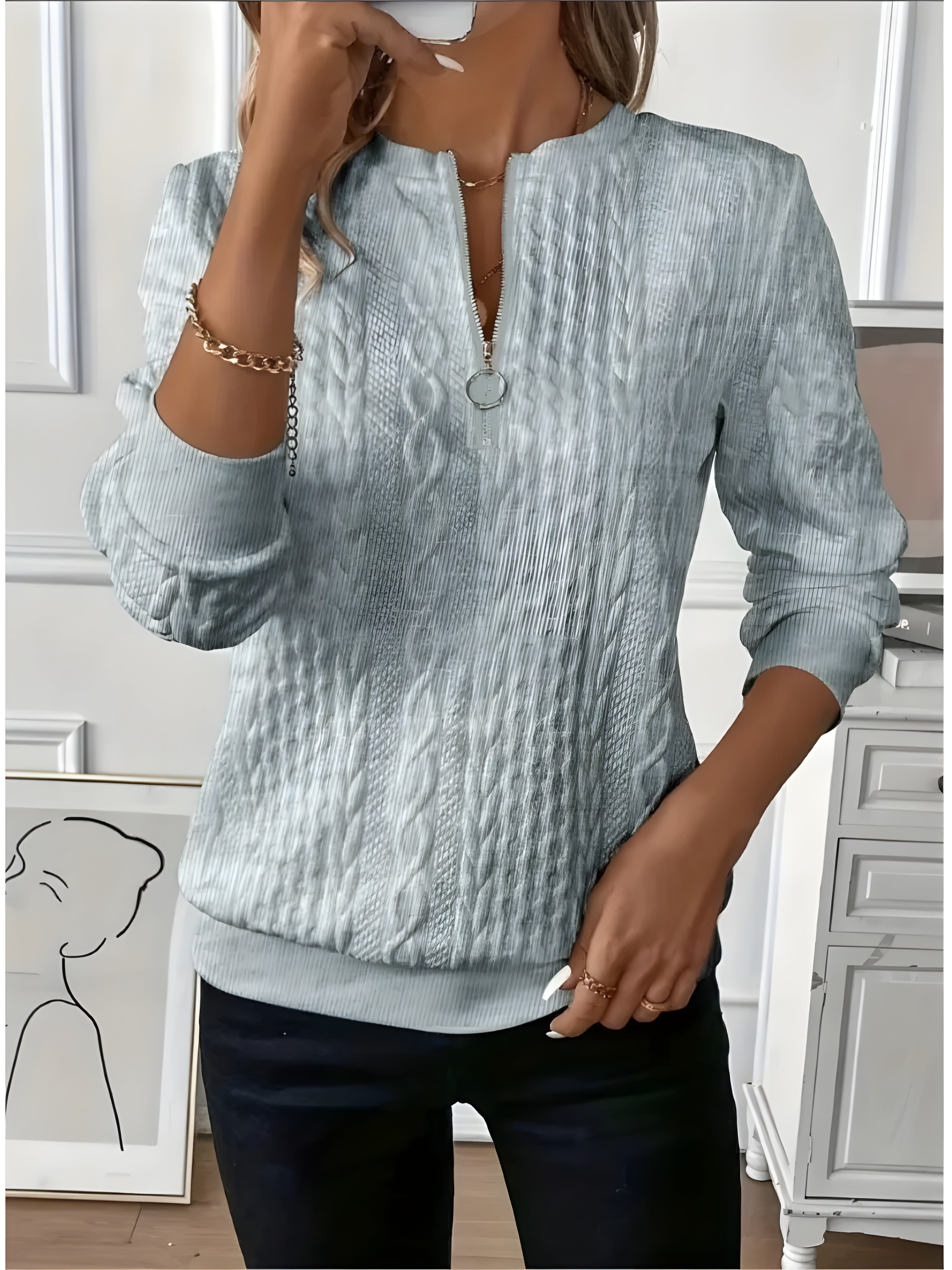 AMY | SWEATER WITH ZIPPER